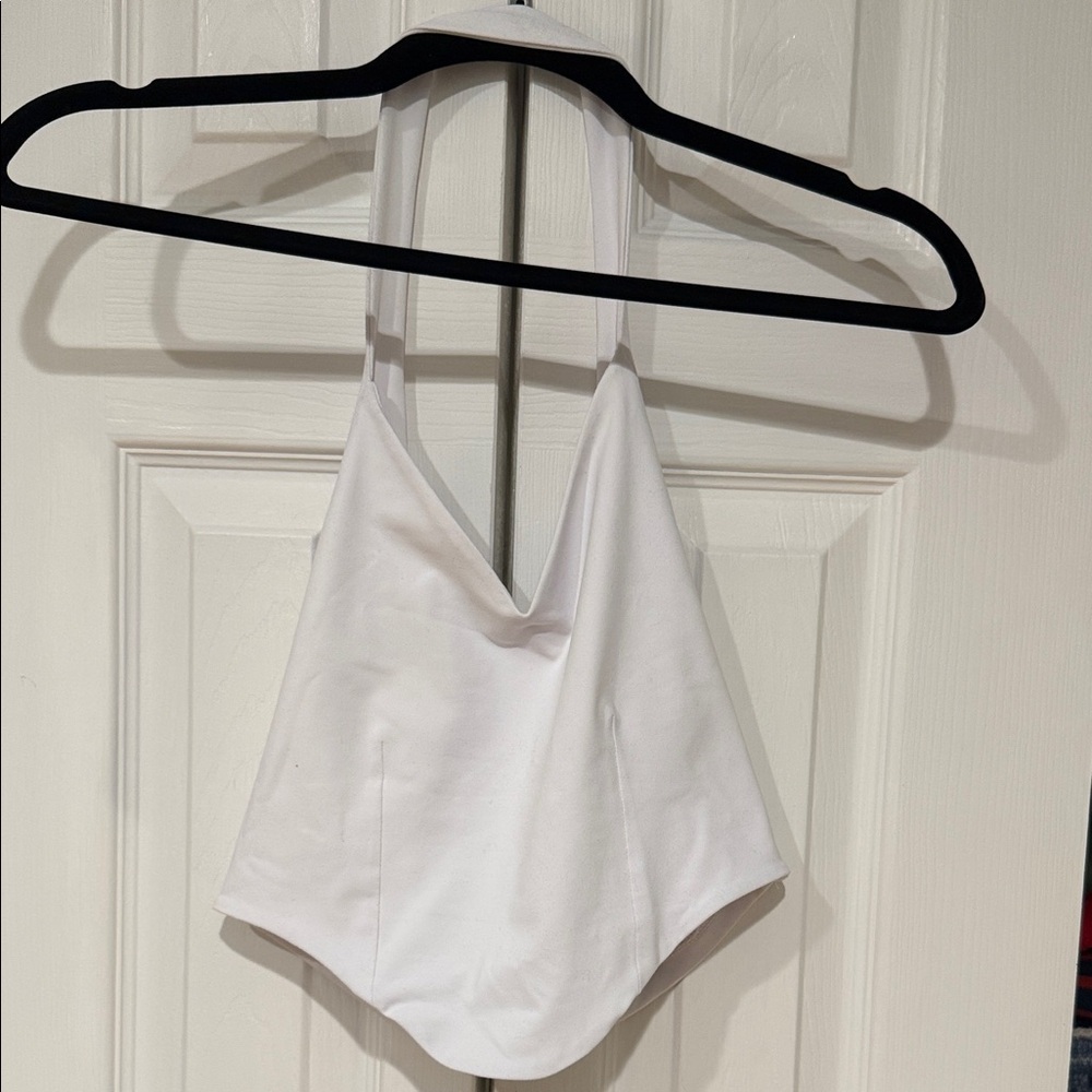 ReoRia White Halter Tank Top